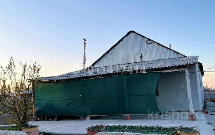 Жеке үй · 4 бөлме · 150 м² · 10 жүзд., Түрксіб ш/а., улица абая 165 — 16 конечная, бағасы: 16 млн ₸ в Таразе, мкр Турксиб — фото 2