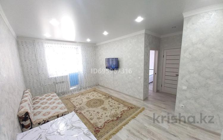 2-комнатная квартира, 42 м², 3/9 этаж, Коктем 11Д блок Б — Габдулина