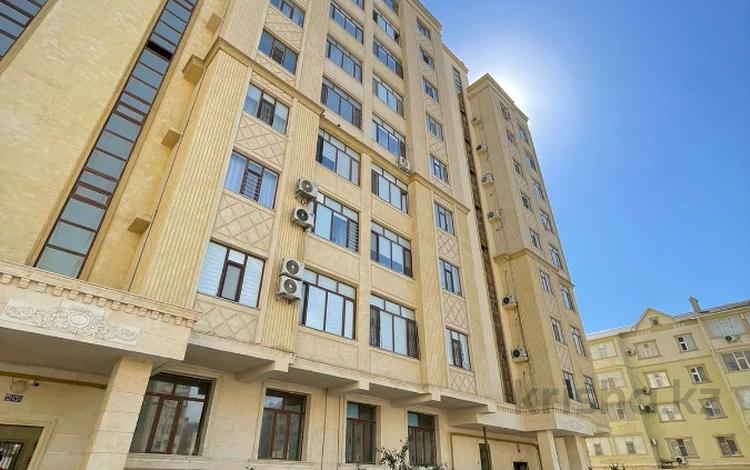 3-комнатная квартира, 108 м², 4/9 этаж, 17-й мкр 17/1 за 41.5 млн 〒 в Актау, 17-й мкр — фото 3