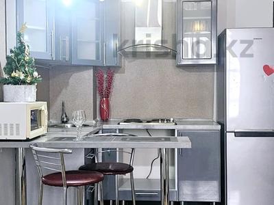 1-бөлмелі пәтер · 40 м² · 15/15 қабат, Достык 42 — Кабанбай батыра, бағасы: 3 000 〒 в Алматы, Медеуский р-н