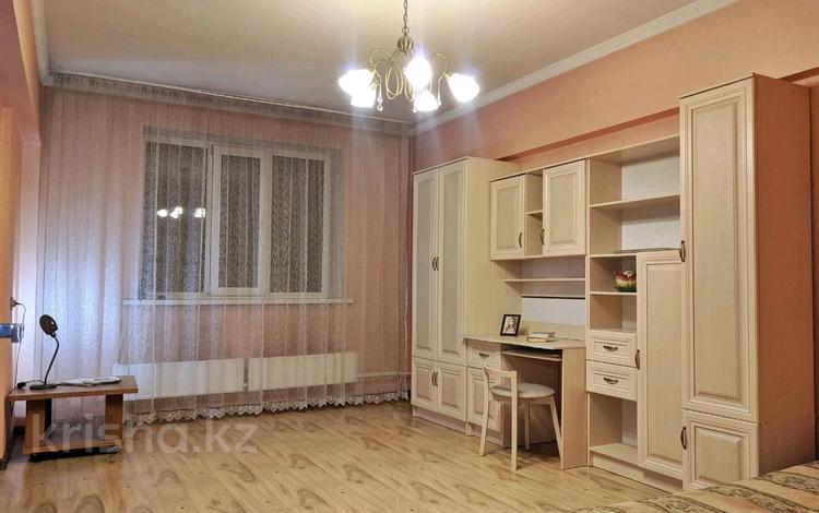 3-комнатная квартира, 71 м², Палладина — Сейфуллина за 37 млн 〒 в Алматы, Турксибский р-н — фото 2