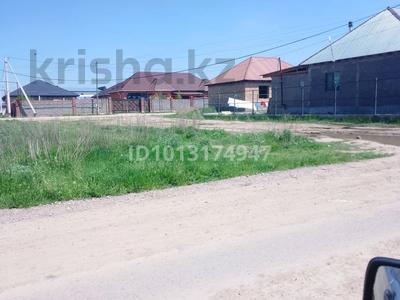 Жер телімі · 8 сотық, Парасат 55 — Находится не неподалёку от нового род.дома, бағасы: ~ 8.2 млн ₸ в Узынагаш