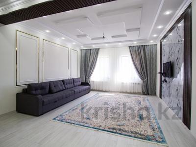 Отдельный дом • 6 комнат • 200 м² • 10 сот., 7-я ул 20 за 50 млн 〒 в Талдыкоргане