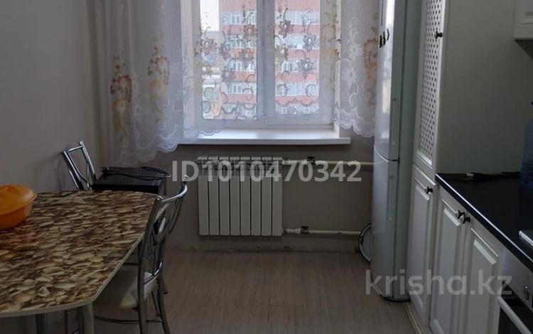 2-комнатная квартира · 67 м² · 8/10 этаж, мкр. Алтын орда 30 за 23 млн ₸ в Актобе — фото 3