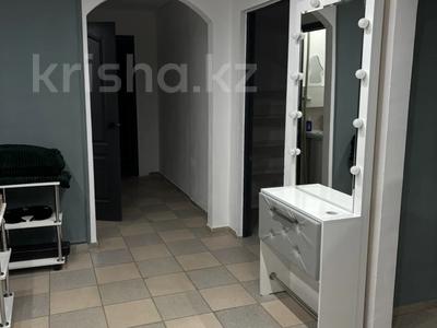 Салоны красоты · 60 м² за 25 000 〒 в Уральске, мкр Кунаева