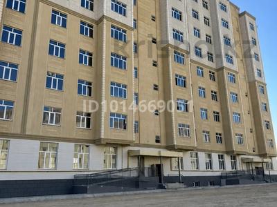 2-комнатная квартира · 90.7 м² · 6/9 этаж, 20-й мкр 38 — Жолдың бойы, жанында мектеп бар. Музей, кітапхана, орталық саябақ 5 минуттық жепде орналасқан. за 22.5 млн ₸ в Актау
