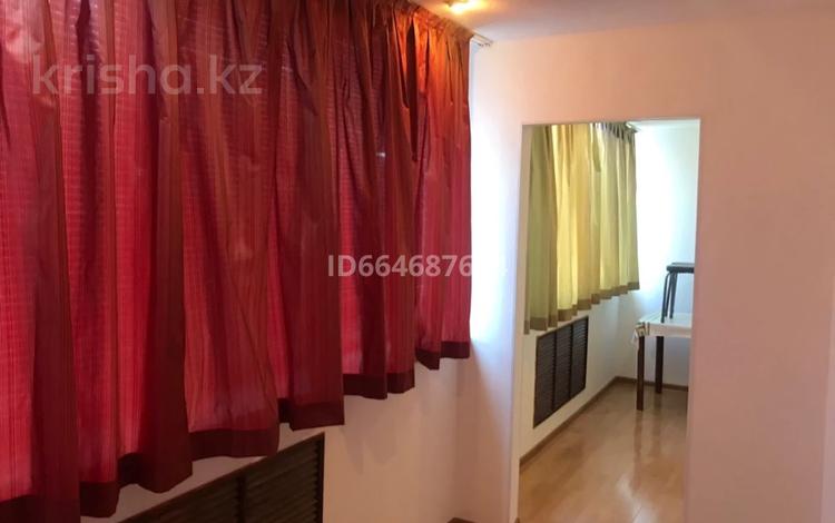 2-бөлмелі пәтер, 60 м², 2/5 қабат ай сайын, Улица Канцева 2, бағасы: 200 000 〒 в Атырау — фото 2