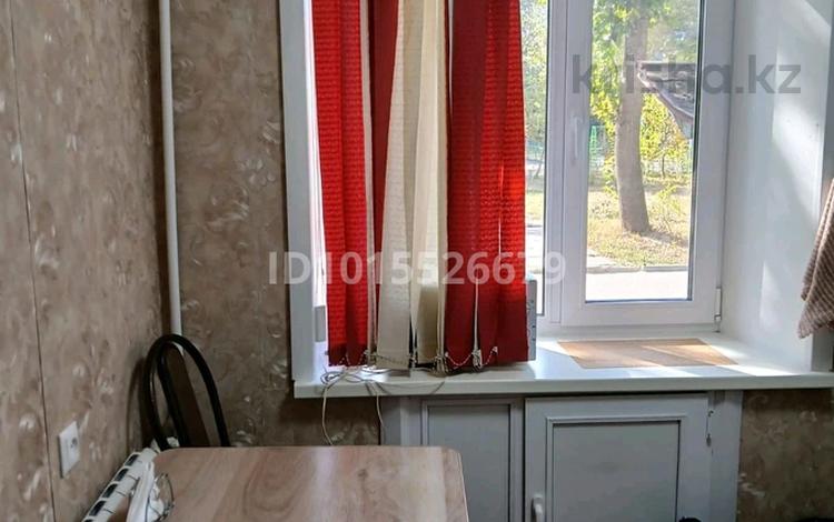 3-бөлмелі пәтер · 70 м² · 1/5 қабат, 50 лет октября — 50 лет октября, бағасы: 16 млн ₸ в Рудном — фото 2