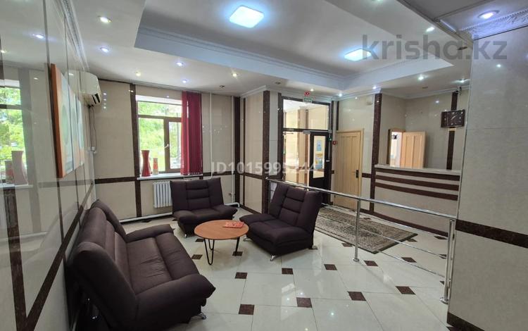 2 комнаты · 20 м² · 4/4 этаж, Есенберлина 7 за 50 000 ₸ в Астане, Сарыарка р-н — фото 4