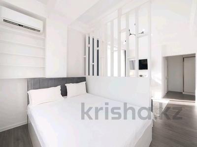 1-комнатная квартира, 51 м², 4/10 этаж посуточно, мкр Центральный, Кулманова за 20 000 〒 в Атырау, мкр Центральный