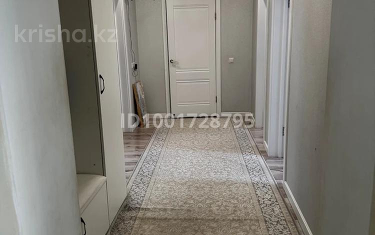 3-комнатная квартира · 111 м² · 6/6 этаж, 34-й мкр, 34-ш/а. 1 — Достық үйі Дина гипермаркет мектеп Есенов универ за 28 млн ₸ в Актау — фото 2