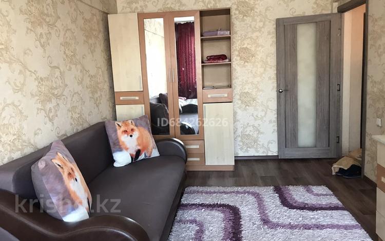 2-бөлмелі пәтер · 56 м² · 3/5 қабат, Бурова 8 — Кабанбай батыра, бағасы: 14 000 ₸ в Усть-Каменогорске, Ульбинский — фото 2