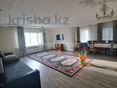 Аренда домов или дач в Атырауской обл.: Отдельный дом · 5 комнат · 280 м², мкр Атырау, 42 3 — Ақ босаға за 600 000 〒 Отдельный дом · 5 комнат · 280 м², мкр Атырау, 42 3 — Ақ босаға за 600 000 〒