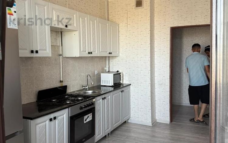 1-комнатная квартира · 56 м² · 9/9 этаж, мкр Туран-2, 144 школа 50 а за 120 000 ₸ в Шымкенте, Каратауский р-н — фото 2