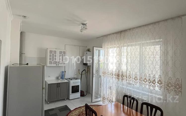 2-комнатная квартира · 68 м² · 4/9 этаж, мкр Бозарык 726/4 за 150 000 ₸ в Шымкенте, Абайский р-н — фото 2