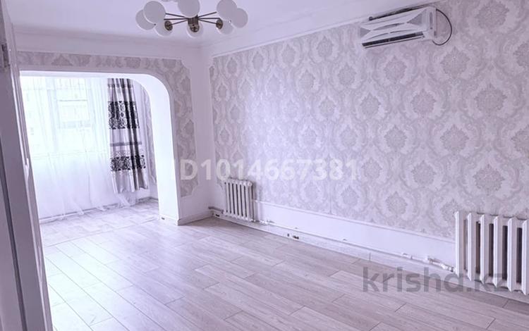 3-бөлмелі пәтер · 64 м² · 3/5 қабат, Амангельды 84 — Кафе премьер, бағасы: 16.2 млн ₸ в  — фото 2