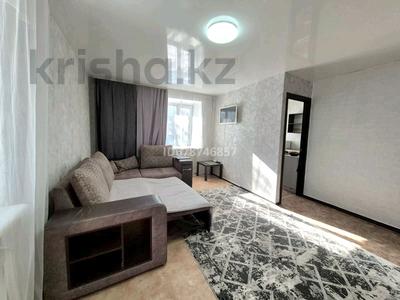 2-бөлмелі пәтер · 58 м² · 2/4 қабат, Тохтарова, бағасы: 12 000 ₸ в Алтае