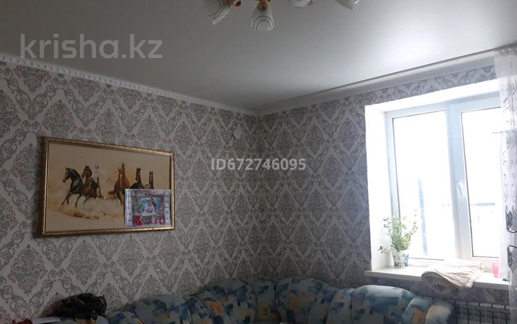 Отдельный дом · 3 комнаты · 120 м² · 4.3 сот., 11 микр 22А за 15 млн ₸ в Аксае — фото 2