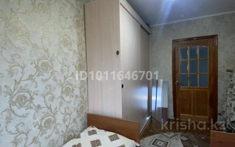 2 комнаты · 48 м² · 3/5 этаж, Кердери 129 за 50 000 ₸ в Уральске, мкр Школьник — фото 2