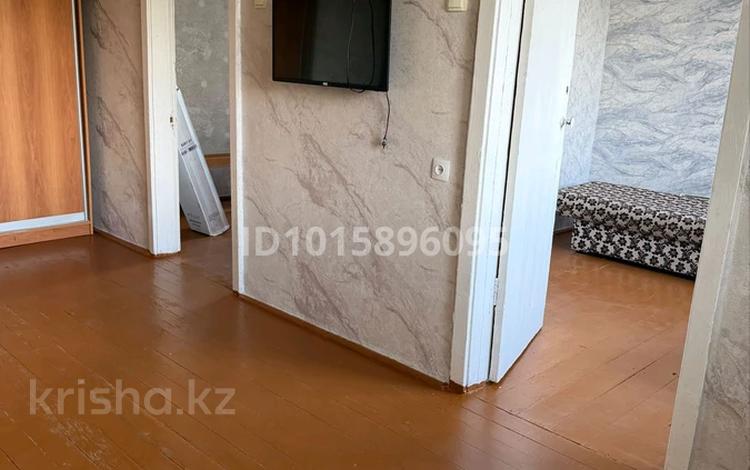 4-бөлмелі пәтер · 60 м² · 1/5 қабат, Каирбекова 371 — Солнечный магазин, бағасы: 250 000 ₸ в Костанае — фото 2