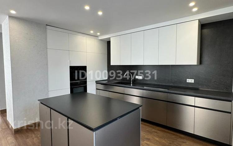 3-комнатная квартира · 150 м² · 4/5 этаж, Фурманова 67 за 210 млн ₸ в Алматы, Медеуский р-н — фото 2