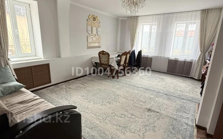 Отдельный дом · 3 комнаты · 92 м² · 6 сот., Байконурова за 35 млн ₸ в Жезказгане — фото 8