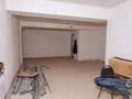 Свободное назначение, офисы, магазины и бутики, склады, салоны красоты, фитнес и спорт, медцентры и аптеки, образование, развлечения, конференц-залы, кабинеты и рабочие места, студии · 44.5 м² за 445 000 ₸ в Астане, Есильский р-н — фото 3
