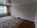 2-комнатная квартира · 55 м² · 5/5 этаж, мкр 4 за 18.5 млн ₸ в Уральске — фото 2