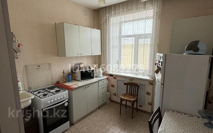 2-комнатная квартира · 61 м² · 3/3 этаж, Майкудук, Магнитогорская 40 за 120 000 ₸ в Караганде, Алихана Бокейханова р-н — фото 2