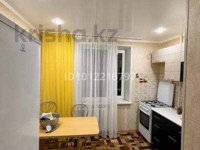 1-комнатная квартира · 36 м², мкр 4 4 за 130 000 ₸ в Уральске