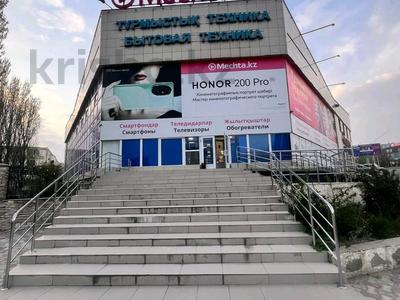 Свободное назначение, офисы, магазины и бутики, фитнес и спорт, медцентры и аптеки, образование, развлечения, кабинеты и рабочие места · 700 м² за 2.8 млн 〒 в Актау, 14-й мкр