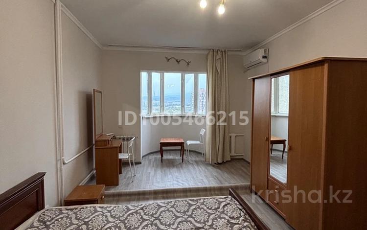 3-бөлмелі пәтер · 80 м² · 8/9 қабат, мкр Алмагуль, Розбакиева 145 — Басенова, бағасы: 380 000 ₸ в Алматы, Бостандыкский р-н — фото 2