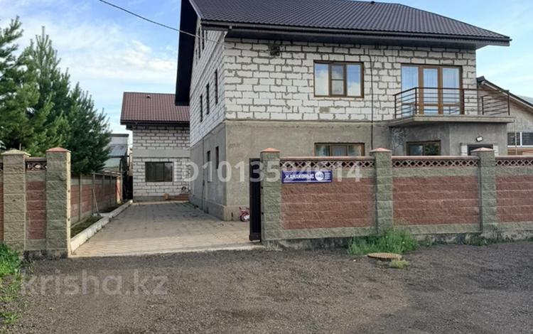 Отдельный дом · 8 комнат · 500 м² · 5 сот., Жанаконыс 44 за 90 млн ₸ в Астане, Сарыарка р-н — фото 2