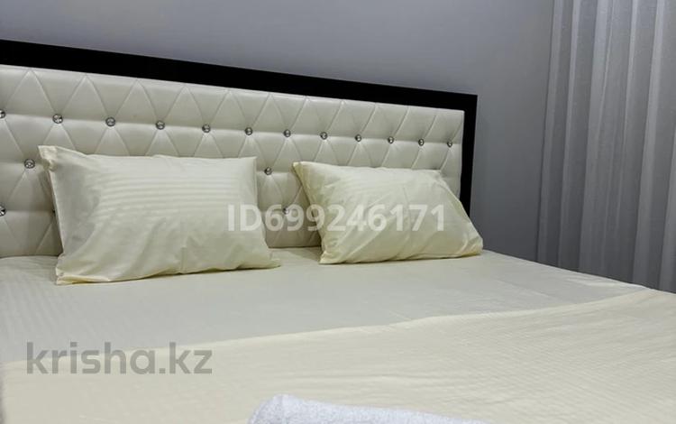 1-бөлмелі пәтер · 40 м² · 5/9 қабат, Академика Чокина 155/6 — Saunclub, Чокина-Катаева, бағасы: 10 000 ₸ в Павлодаре — фото 2