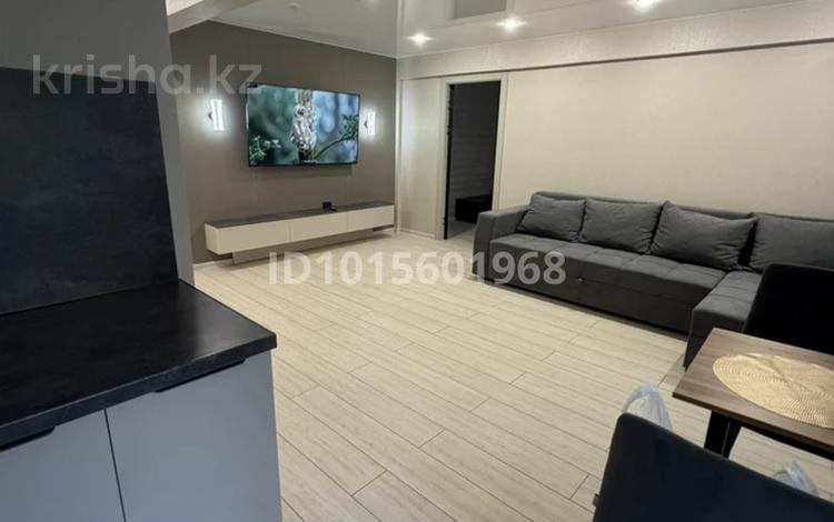 2-бөлмелі пәтер · 48 м² · 3/5 қабат, Казахстан 79, бағасы: 18 000 ₸ в Усть-Каменогорске, Ульбинский — фото 2
