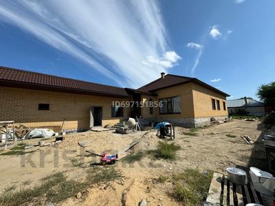Отдельный дом · 4 комнаты · 116 м² · 10 сот., Менжинского 8 — Кафе Баку. за 100 млн 〒 в Семее