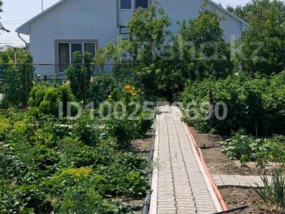 Отдельный дом · 4 комнаты · 205 м² · 7 сот., мкр Геолог, Энергетик 2 9 за 35 млн ₸ в Атырау