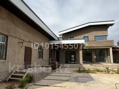 Часть дома · 4 комнаты · 300 м² · 10 сот., мкр Северо-Восток 190 за 210 млн ₸ в Шымкенте, Каратауский р-н