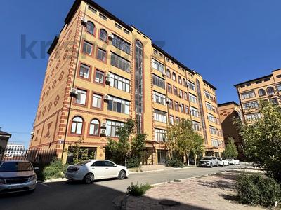 2-комнатная квартира · 87 м² · 1/5 этаж, мкр Нурсая, Акжарма 10 — Нурсая Монша, школа НИШ за 33.9 млн 〒 в Атырау