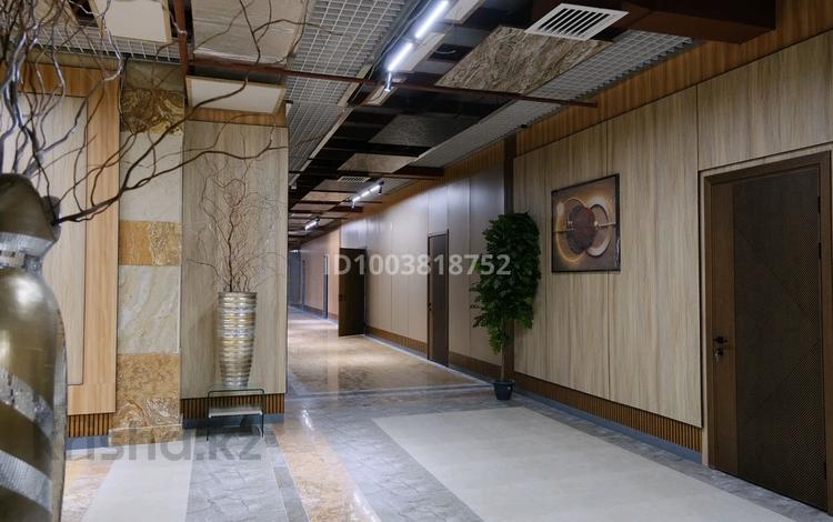 Свободное назначение, офисы · 1303.7 м² за ~ 1.3 млрд 〒 в Астане, Нура р-н — фото 2