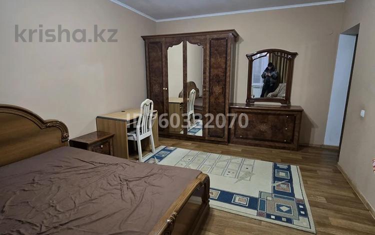 2-бөлмелі пәтер · 65 м² · 2/2 қабат, Зауыт 6/1 — Аблайхана, бағасы: 180 000 ₸ в Каскелене — фото 2