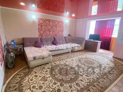 2-бөлмелі пәтер · 60 м² · 8/9 қабат, Сатпаева — Казбек би Сатпаева, бағасы: 250 000 〒 в Усть-Каменогорске