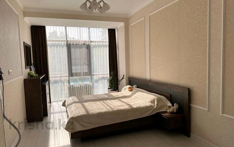 1-бөлмелі пәтер · 51.2 м² · 1/3 қабат, мкр Ерменсай, Арайлы 20 к2, бағасы: 52 млн ₸ в Алматы, Бостандыкский р-н — фото 2