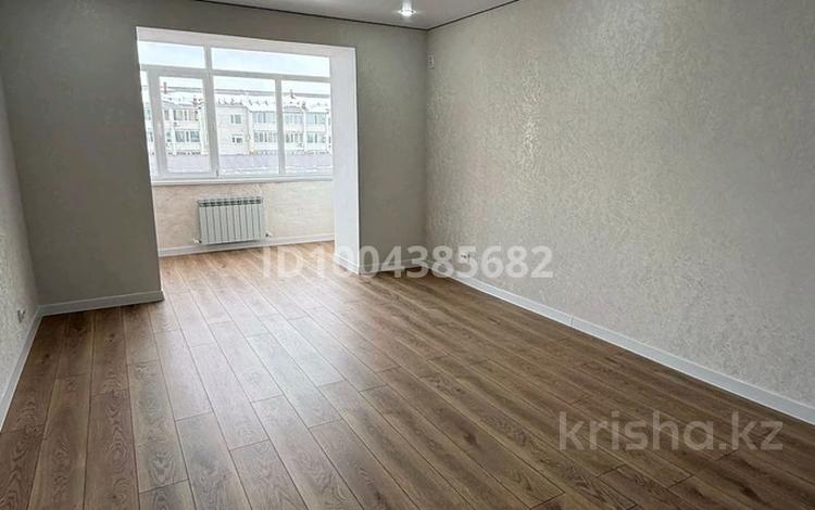 1-комнатная квартира · 53.6 м² · 4/9 этаж, Оракбаева 1В за 22 млн 〒 в Уральске — фото 3