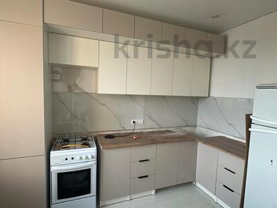 3-комнатная квартира · 75 м² · 4/9 этаж, Самал за 33 млн ₸ в Уральске
