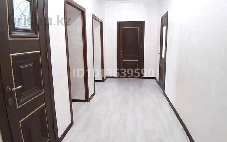 Отдельный дом · 5 комнат · 300 м² · 10 сот., пгт Балыкши, Бауыржан Момышулы 90 за 45 млн ₸ в Атырау — фото 2