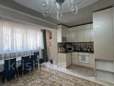 5-комнатная квартира · 106 м² · 2/5 этаж, 27-й мкр 39 за 31.9 млн ₸ в Актау