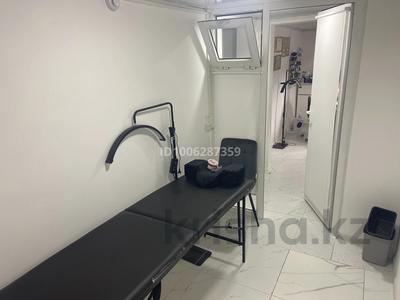 Сұлулық салондары · 80 м², бағасы: 500 000 ₸ в Атырау, мкр. Алмагуль