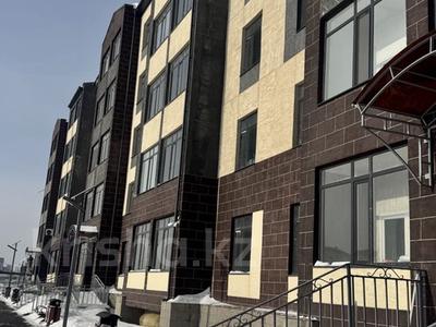 3-бөлмелі пәтер · 78 м² · 2/5 қабат, Акжан 12, бағасы: 30 млн ₸ в Астане, Есильский р-н