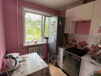 3-комнатная квартира · 62 м² · 2/5 этаж, Майкудук, мкр Восток-1 13 за 18 млн ₸ в Караганде, Алихана Бокейханова р-н
